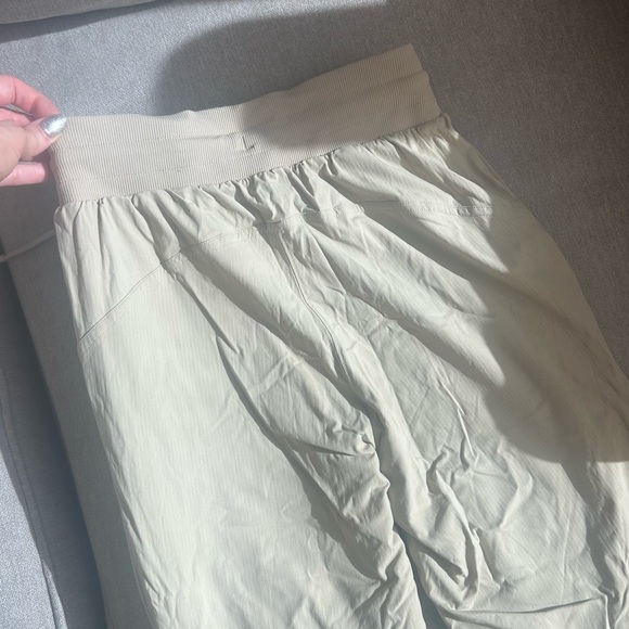 Never Worn LuLuLemon tan jogger pants - Picture 4 of 5